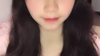 日韩欧美不卡一区二区高清-vavababy 面 試 畢 業 生 被 颻 渴 的 OL約 到 旅 館 脫 下 褲 子 吃 各 種 姿 勢 狂 抽 猛 送 全 部 射 嘴 巴 吞 淨
